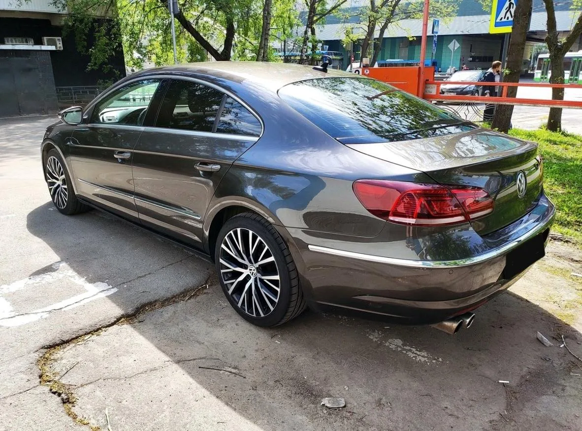 Volkswagen Passat CC