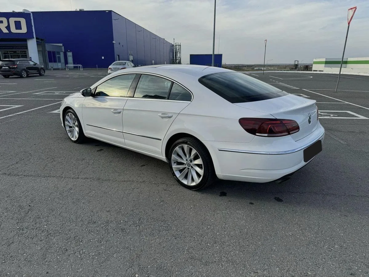 Volkswagen Passat CC