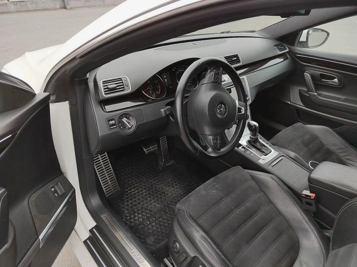 Volkswagen Passat CC
