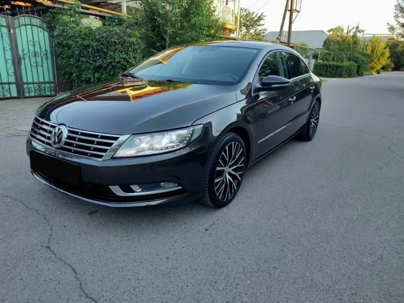 Volkswagen Passat CC 2014