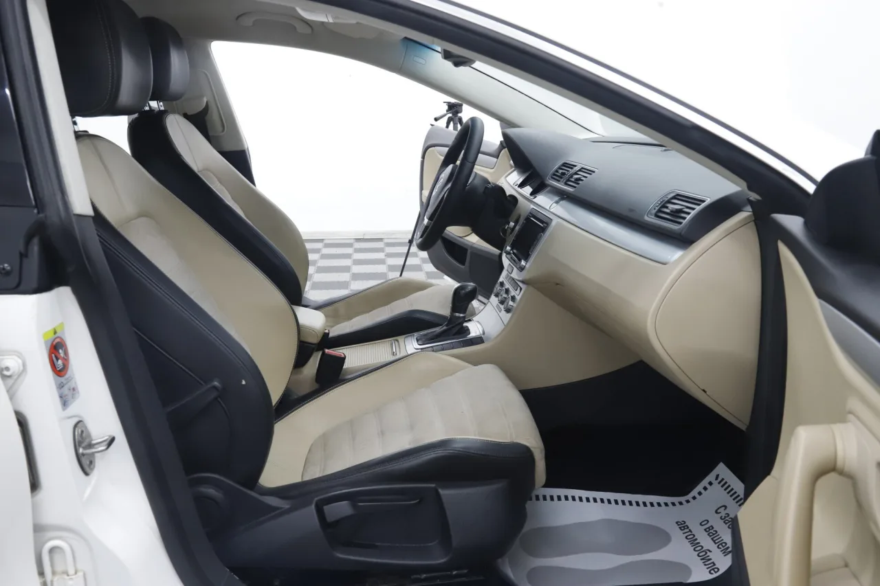 Volkswagen Passat CC