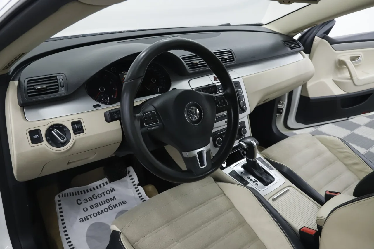Volkswagen Passat CC