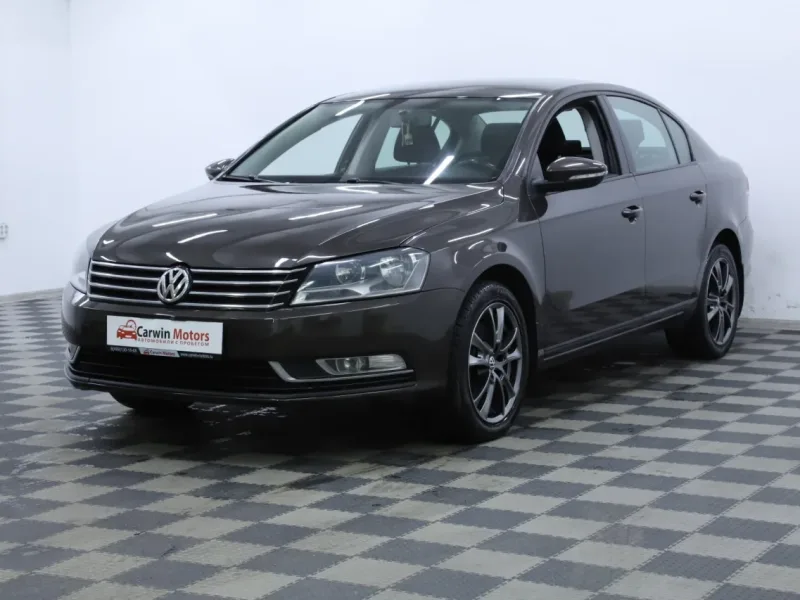 Volkswagen Passat 2012
