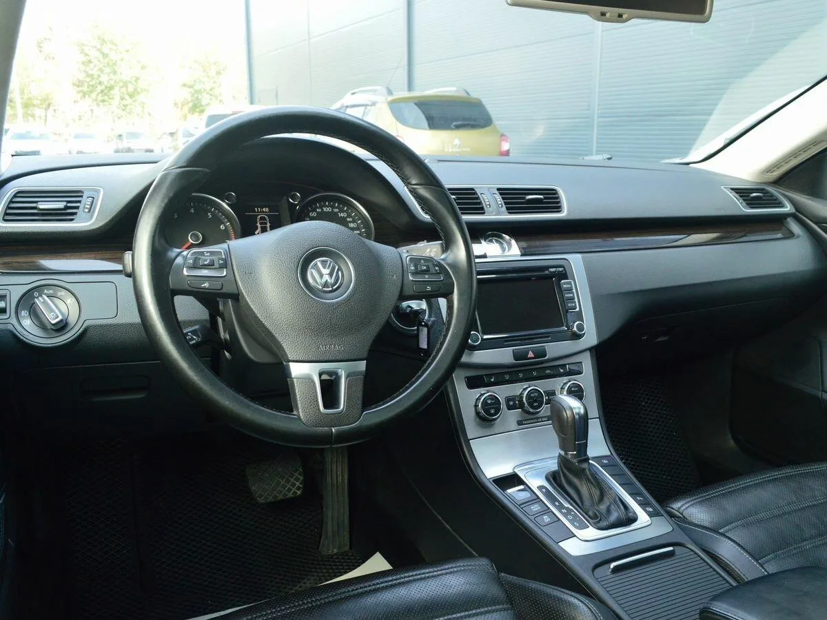 Volkswagen Passat CC