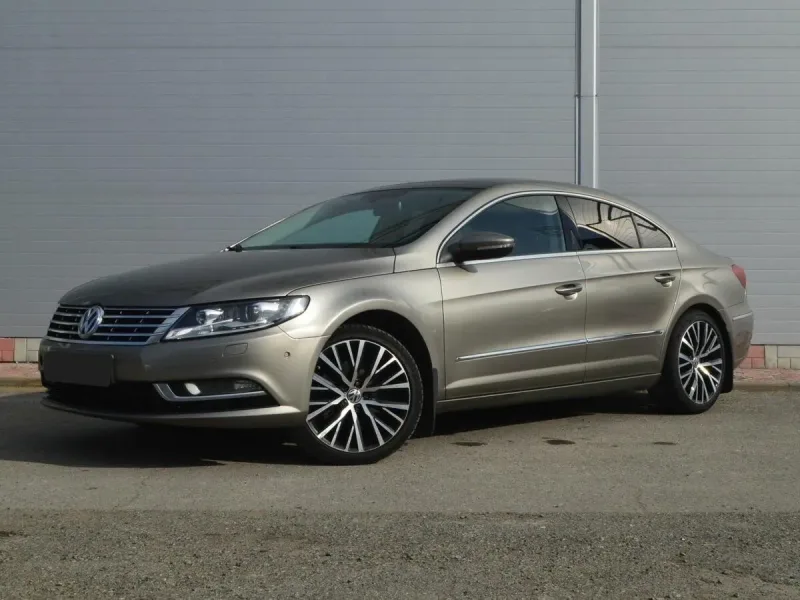 Volkswagen Passat CC 2014