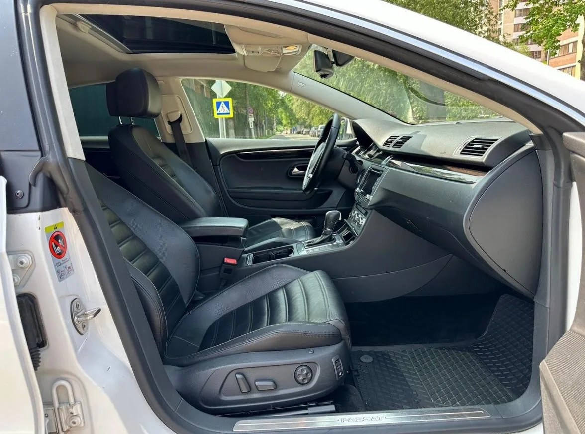 Volkswagen Passat CC