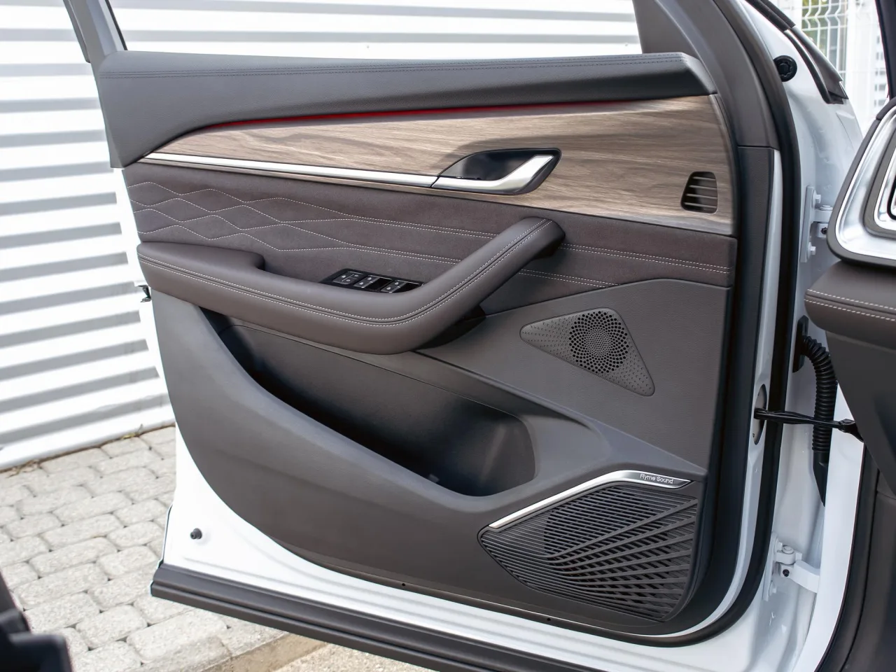 Geely Monjaro