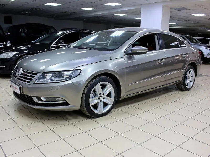 Volkswagen Passat CC 2012