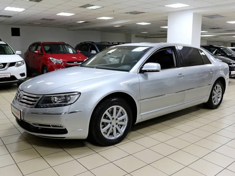 Volkswagen Phaeton 2013