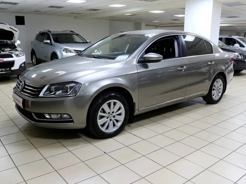 Volkswagen Passat 2012
