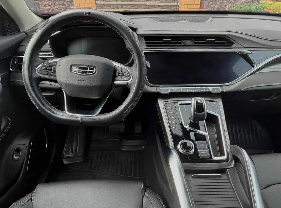 Geely Atlas Pro