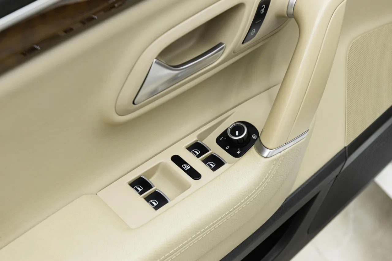 Volkswagen Passat CC