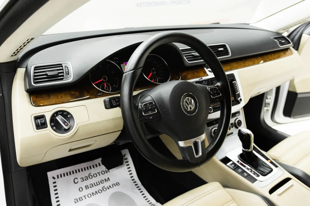 Volkswagen Passat CC