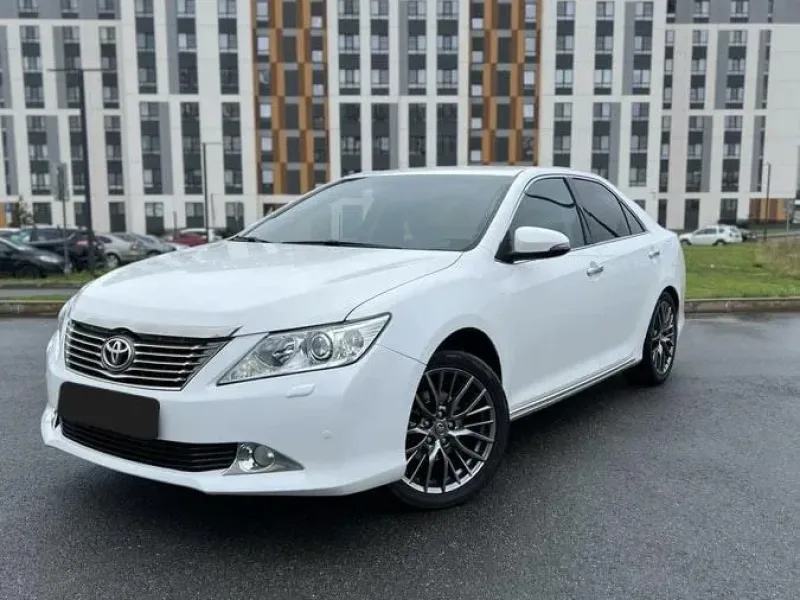 Toyota Camry 2014