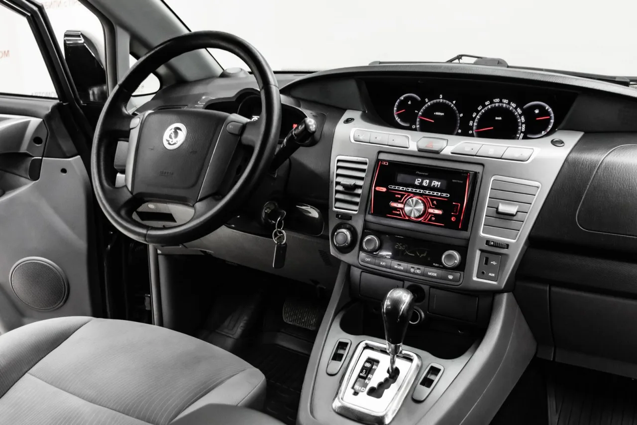 SsangYong Stavic
