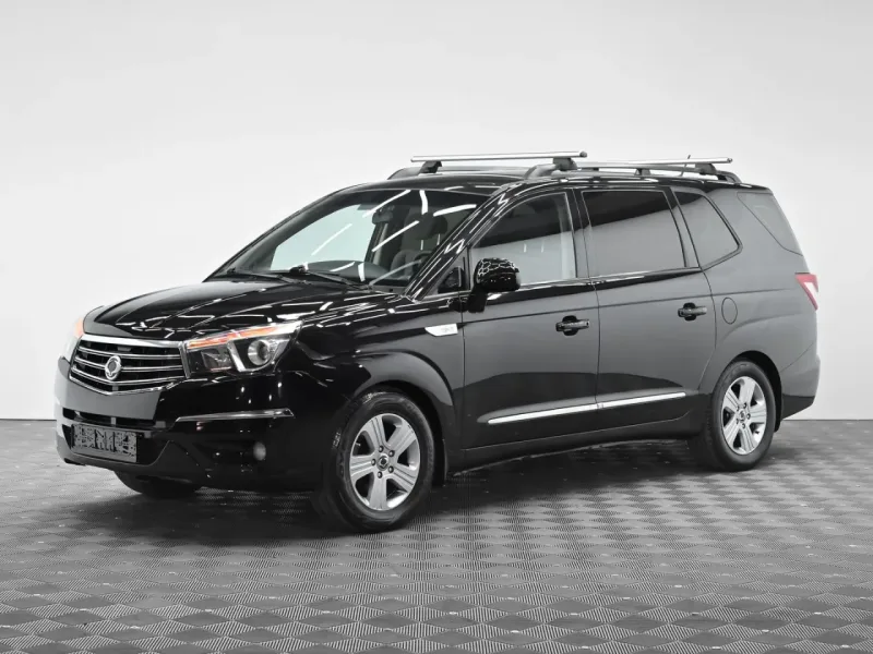SsangYong Stavic 2014