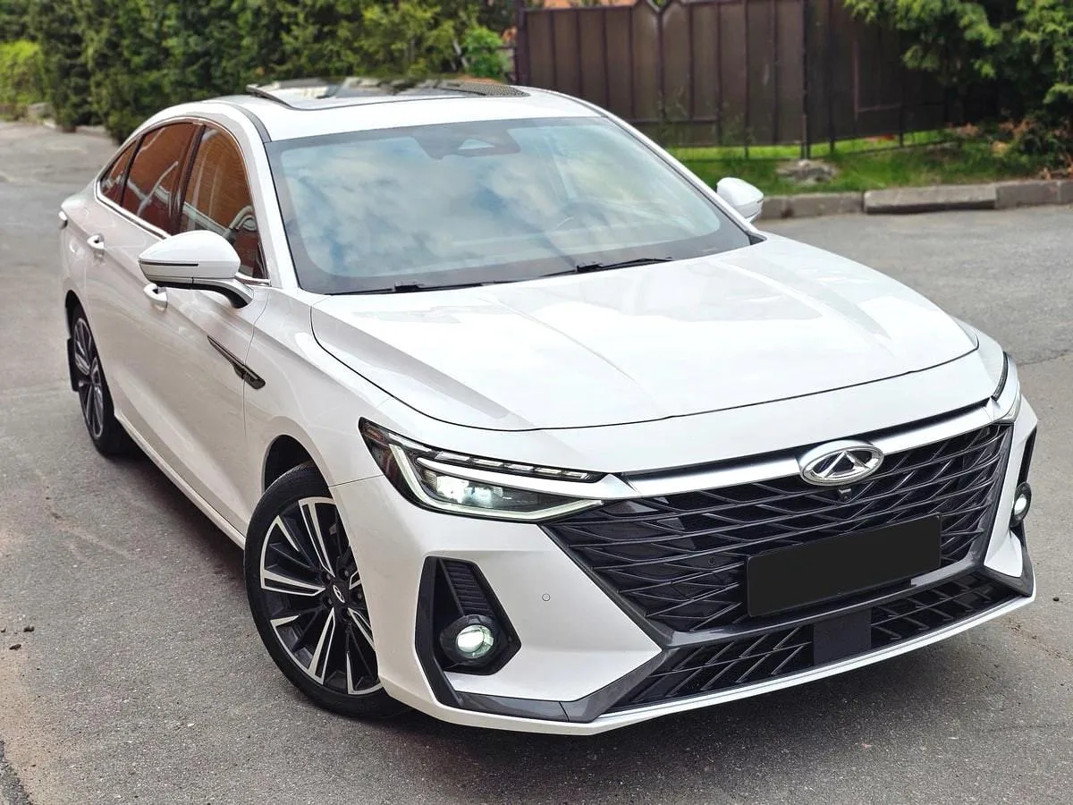 Chery Arrizo 8