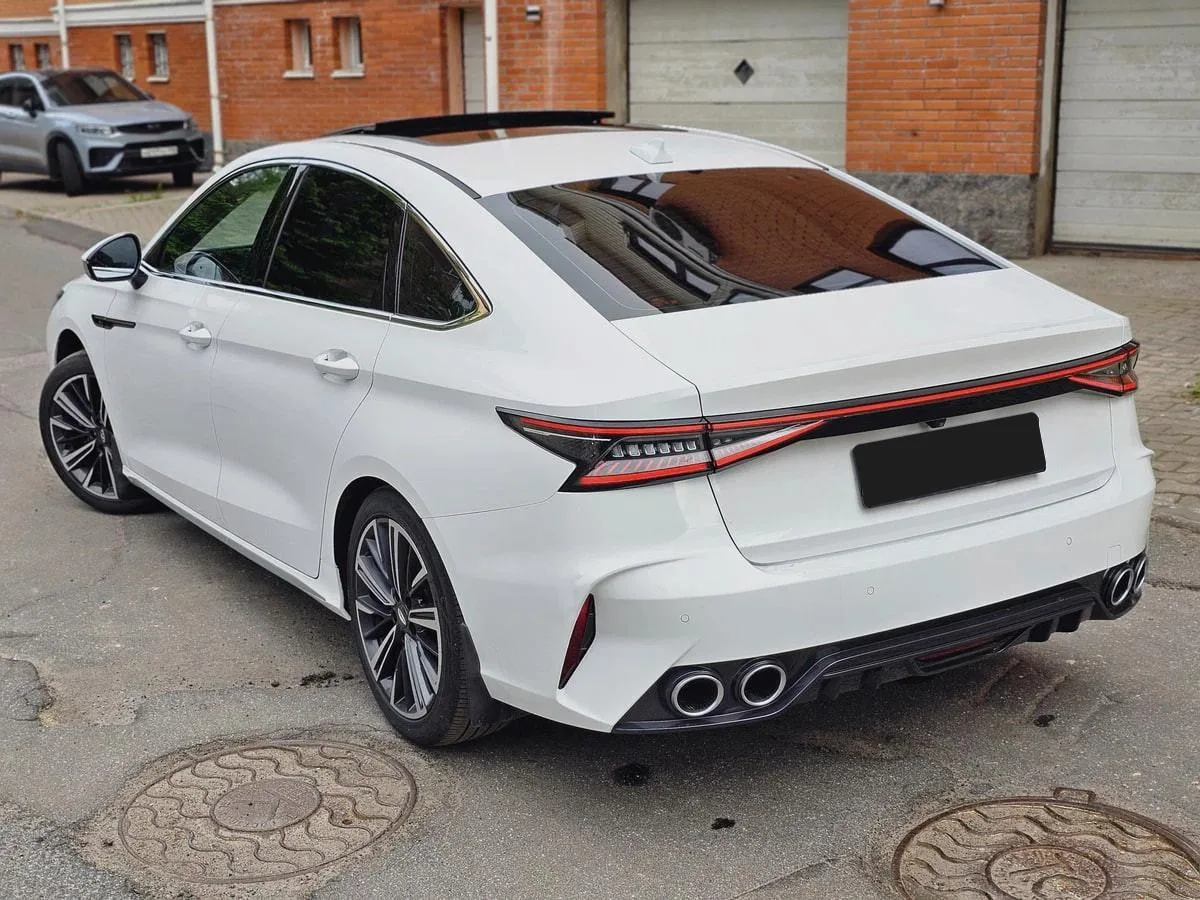 Chery Arrizo 8