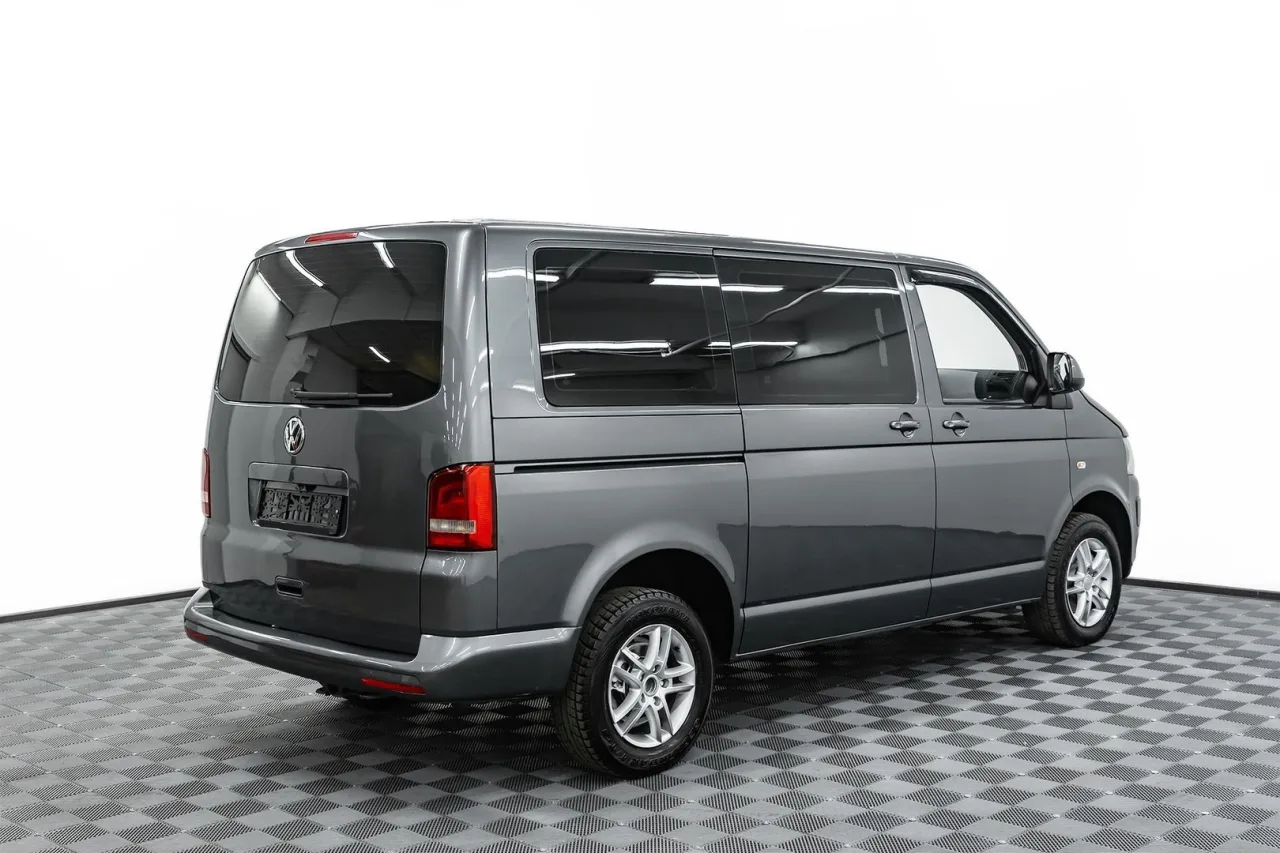 Volkswagen Caravelle