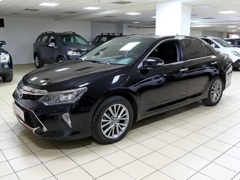 Toyota Camry 2017