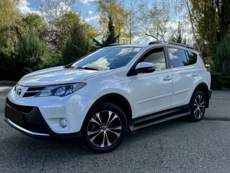Toyota RAV4 2015