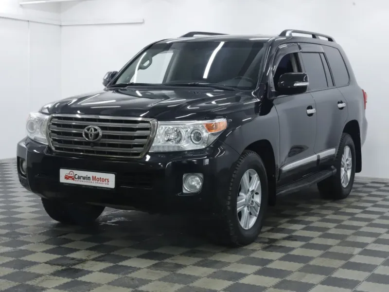 Toyota Land Cruiser 2012