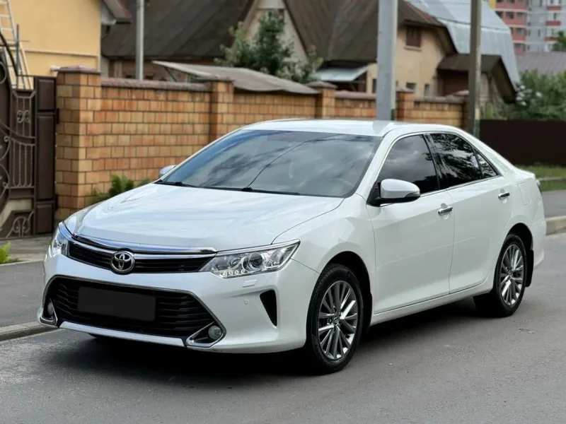 Toyota Camry 2017