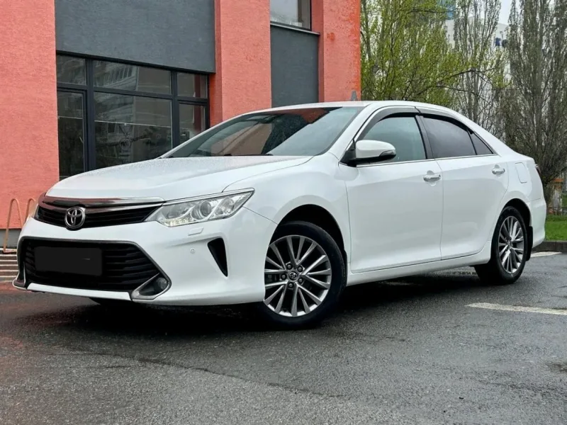 Toyota Camry 2017