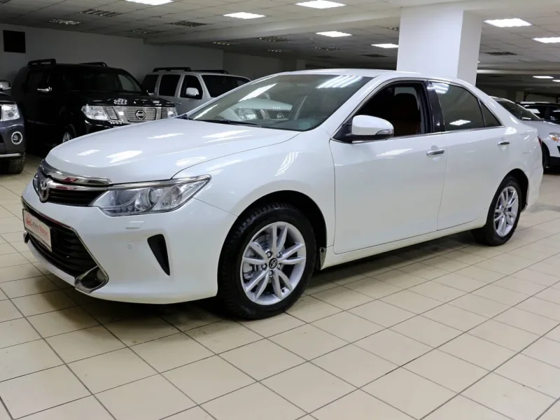 Toyota Camry 2016