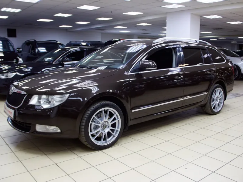 Skoda Superb 2012