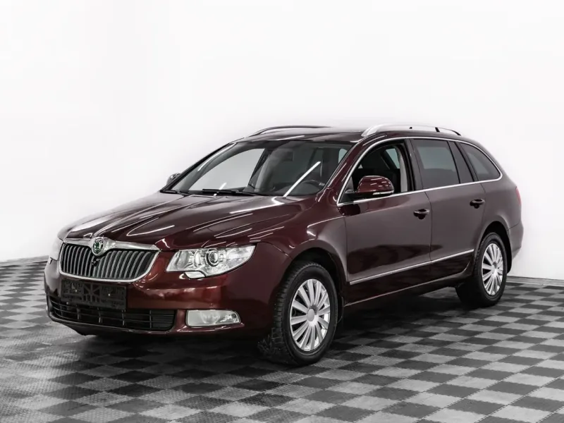 Skoda Superb 2012