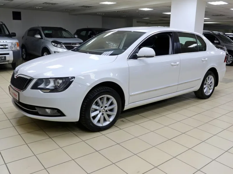 Skoda Superb 2013