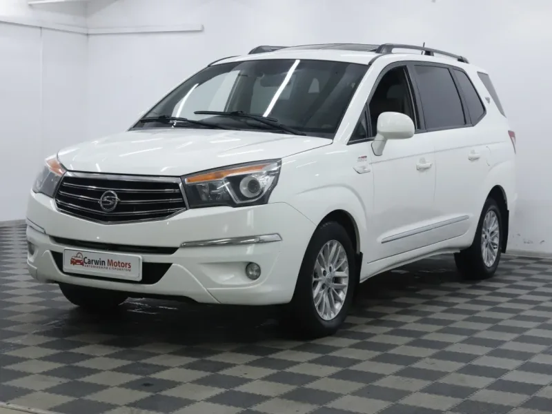SsangYong Korando Turismo 2013