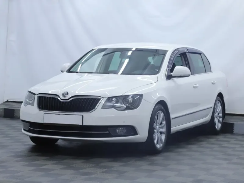 Skoda Superb 2013