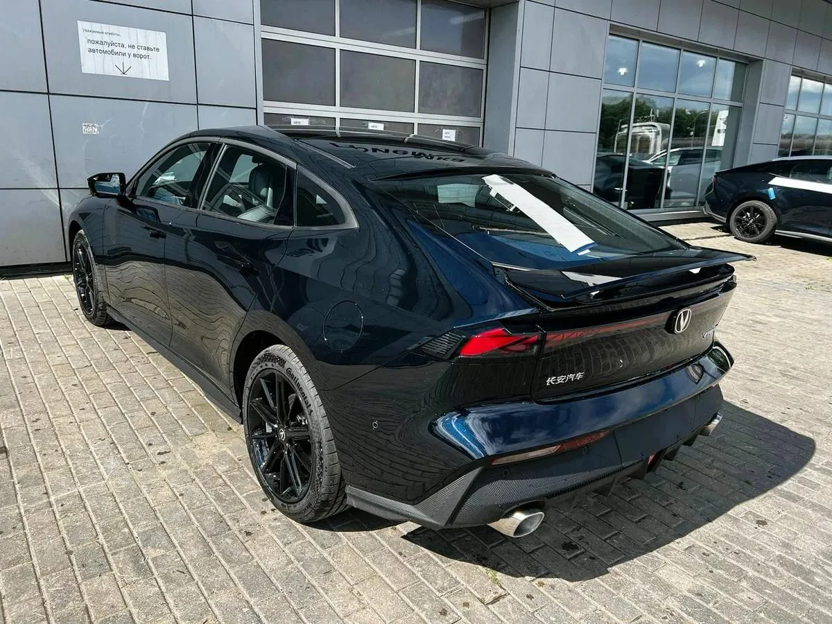 Changan UNI-V