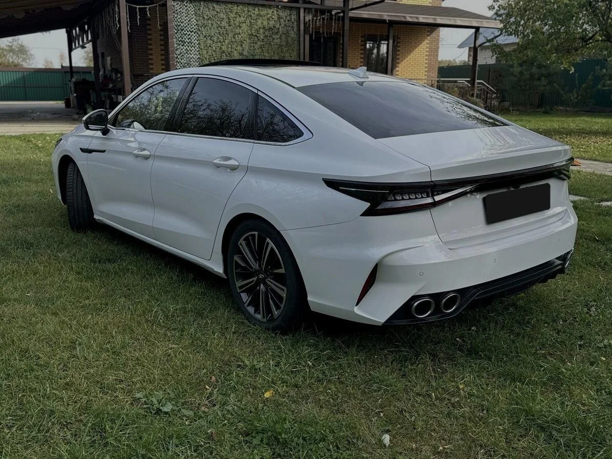 Chery Arrizo 8