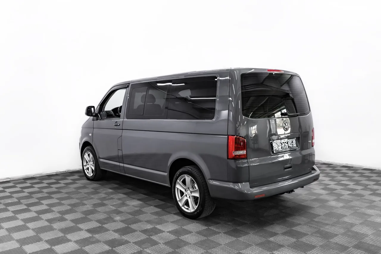Volkswagen Caravelle