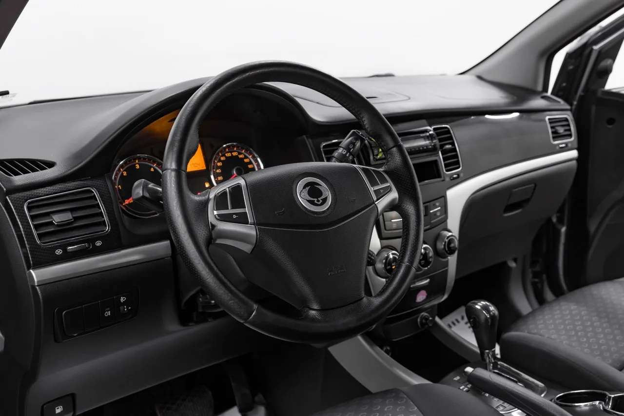 SsangYong Actyon