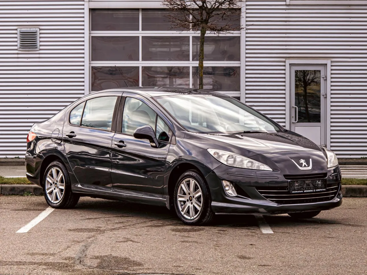 Peugeot 408