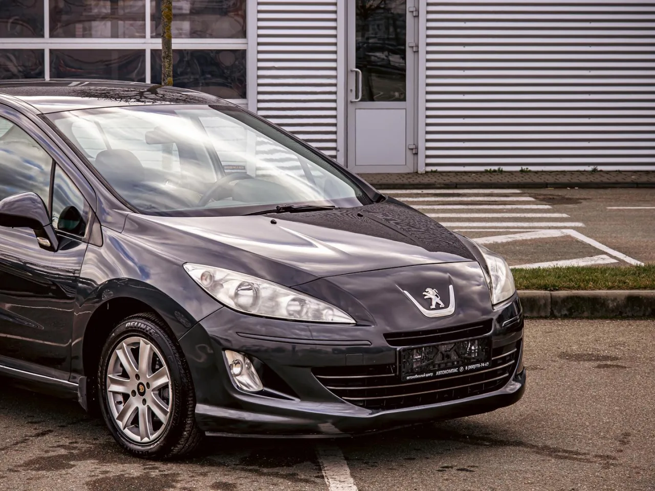 Peugeot 408