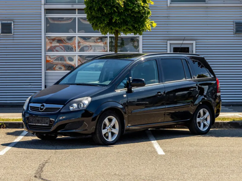 Opel Zafira 2012