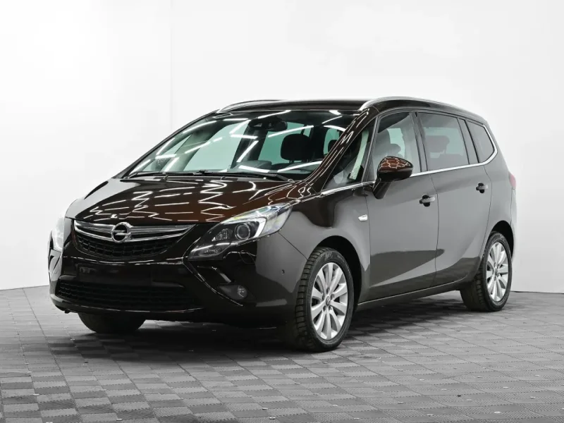 Opel Zafira 2015