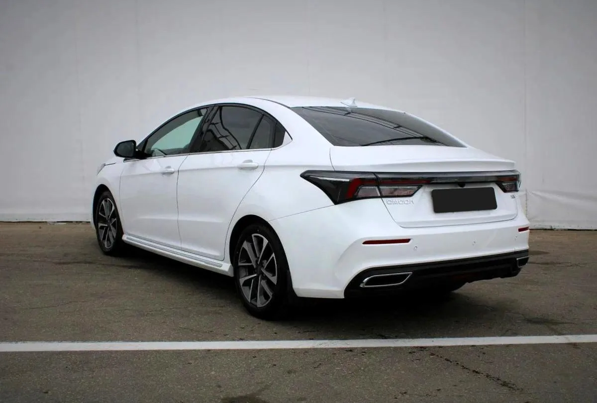 Omoda S5