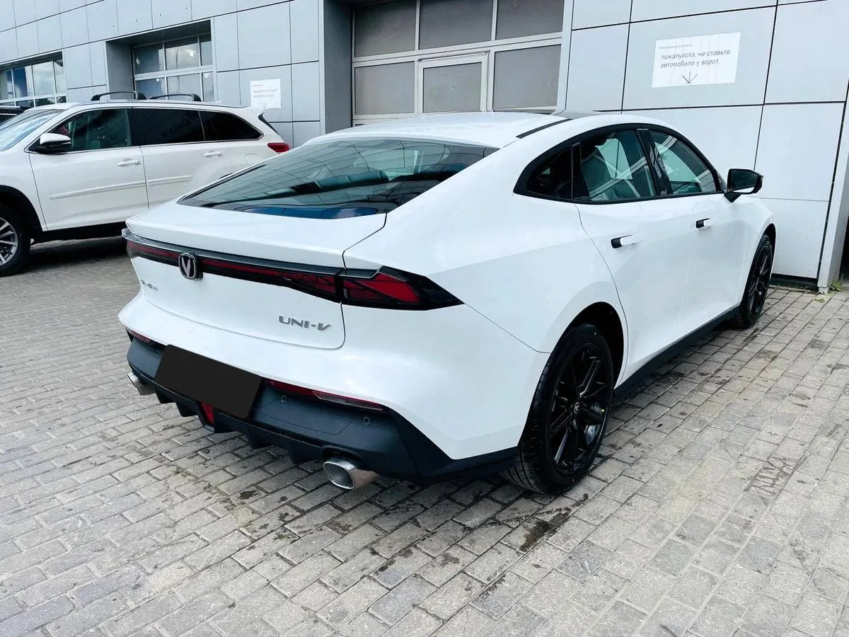 Changan UNI-V