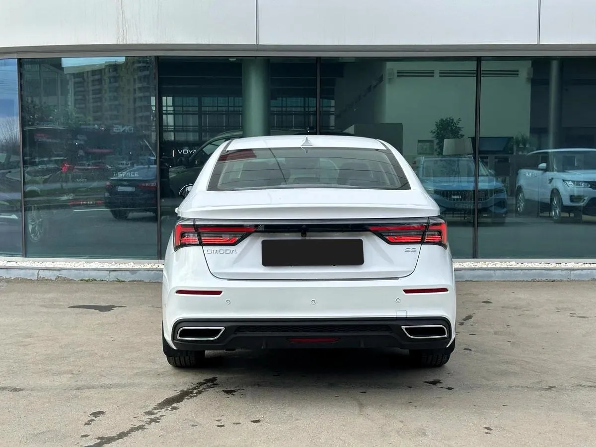 Omoda S5