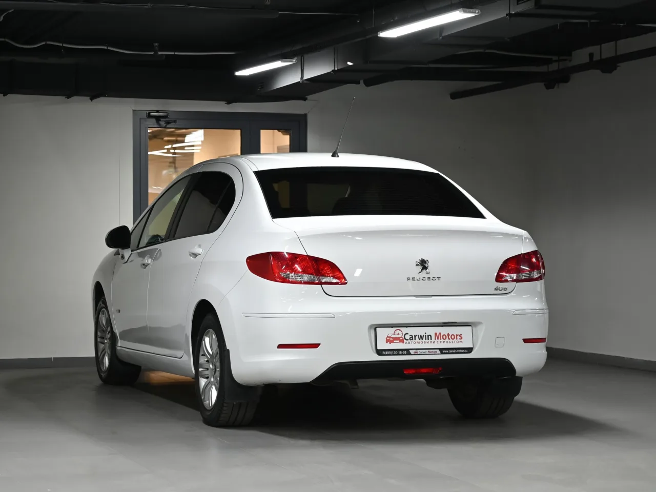 Peugeot 408
