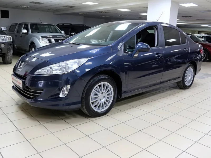 Peugeot 408 2012