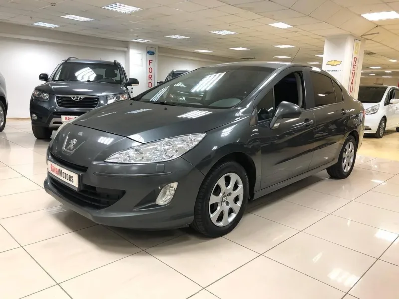 Peugeot 408 2012