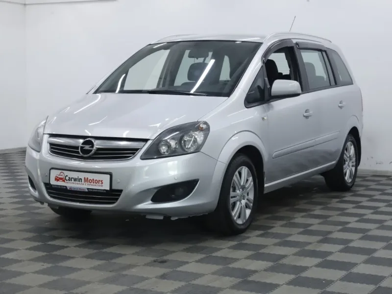 Opel Zafira 2012