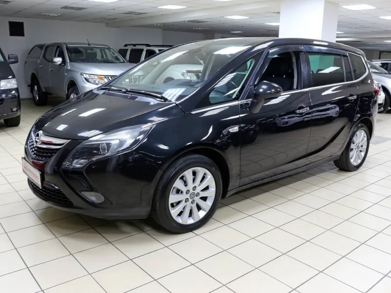 Opel Zafira 2012
